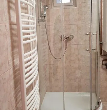 게스트하우스 Centrum Vendeghaz