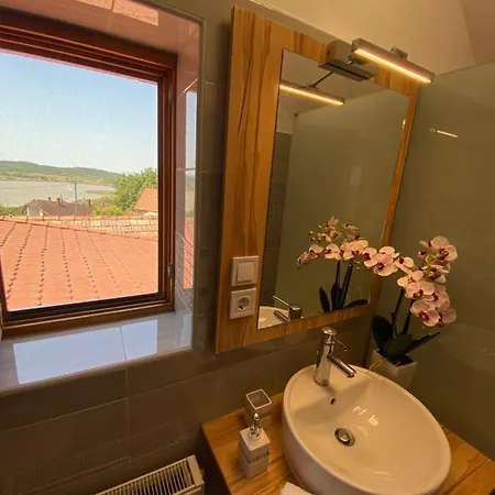 Centrum Vendeghaz 게스트하우스 3*