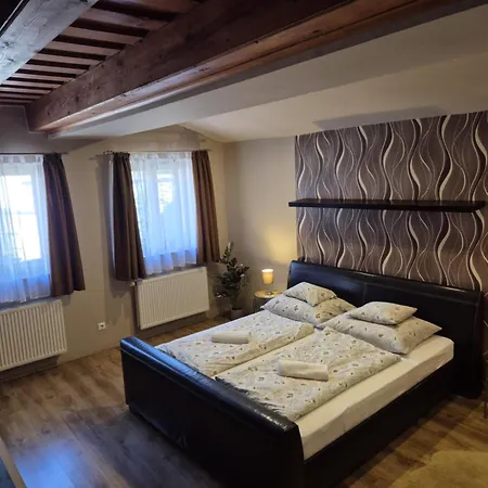 Guest house Centrum Vendeghaz *