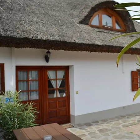 게스트하우스 Centrum Vendeghaz 티하니