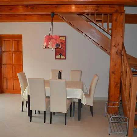 게스트하우스 Centrum Vendeghaz