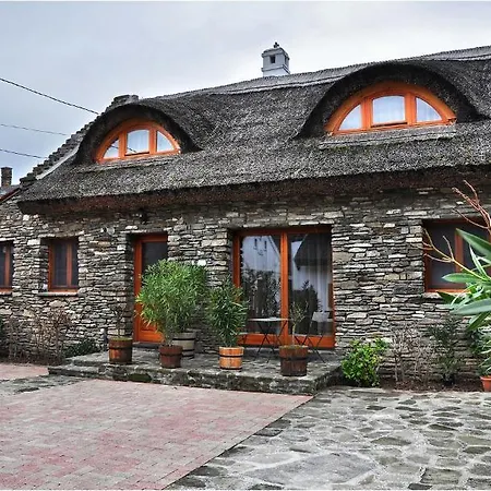 Centrum Vendeghaz 티하니