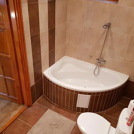 Centrum Vendeghaz 게스트하우스 티하니