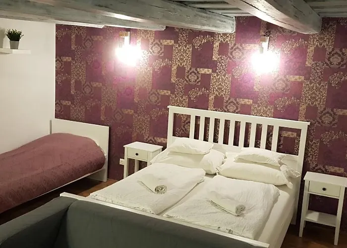 Gasthof Centrum Vendeghaz 3*