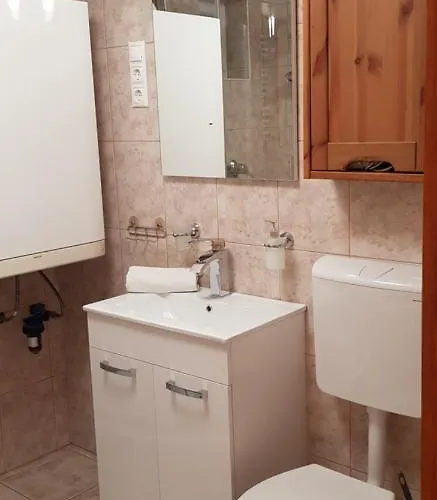 Centrum Vendeghaz 3*