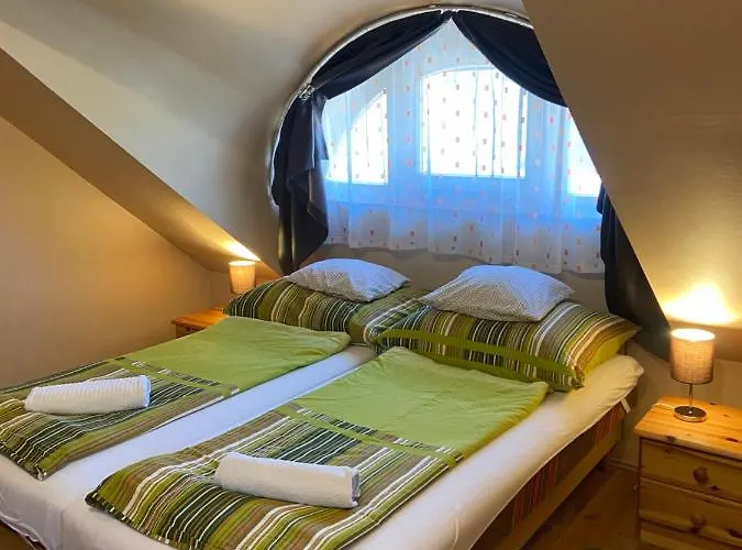 Centrum Vendeghaz Gasthuis 3*