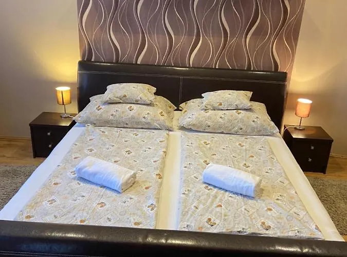 Centrum Vendeghaz 3*