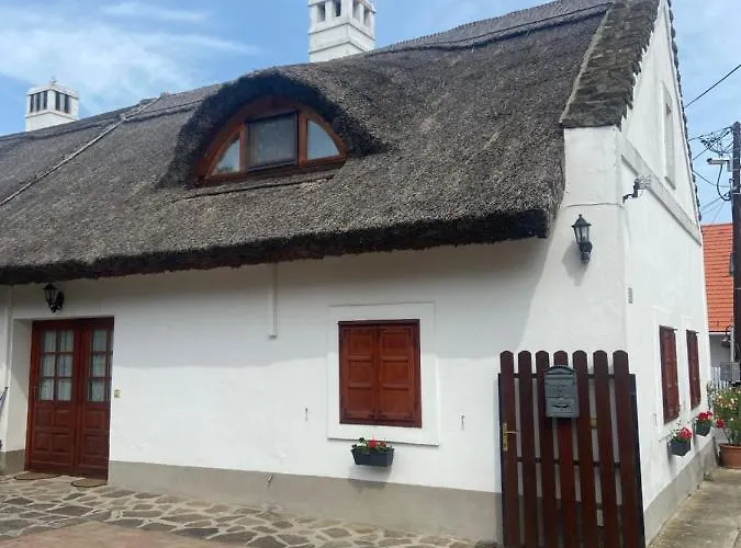 Centrum Vendeghaz Tihany