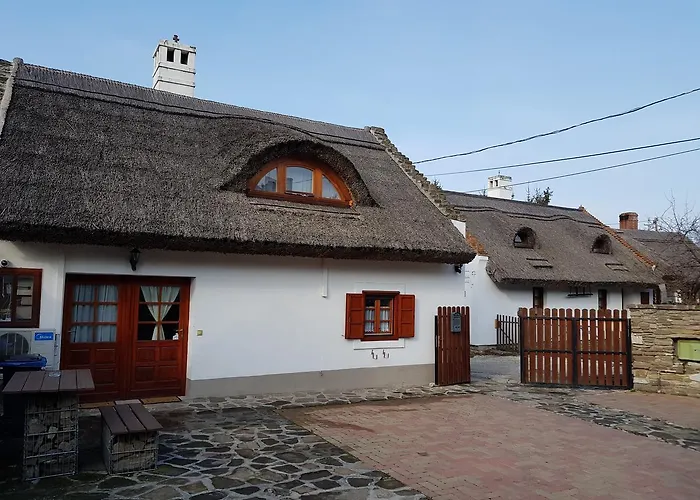 Centrum Vendeghaz Gasthof 3*