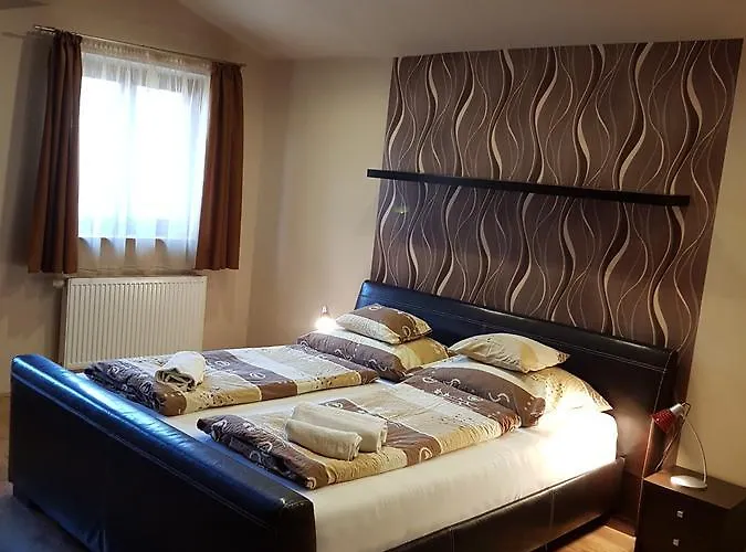 Centrum Vendeghaz 3*